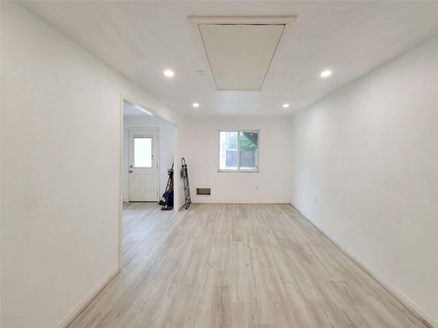 5654 Cheena, Houston, TX 77096