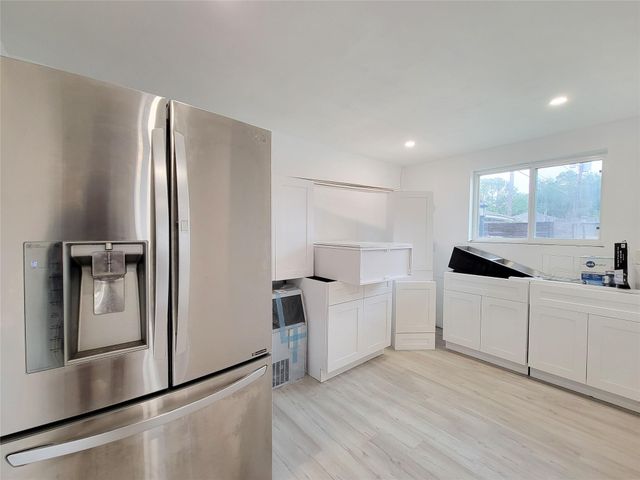 5654 Cheena, Houston, TX 77096