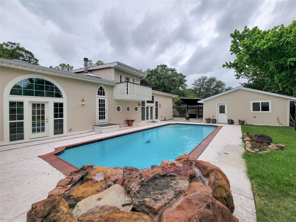 5654 Cheena, Houston, TX 77096