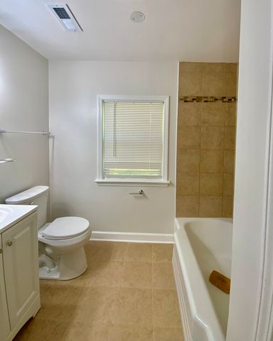 340 Sanders Road, Northbrook, IL 60062
