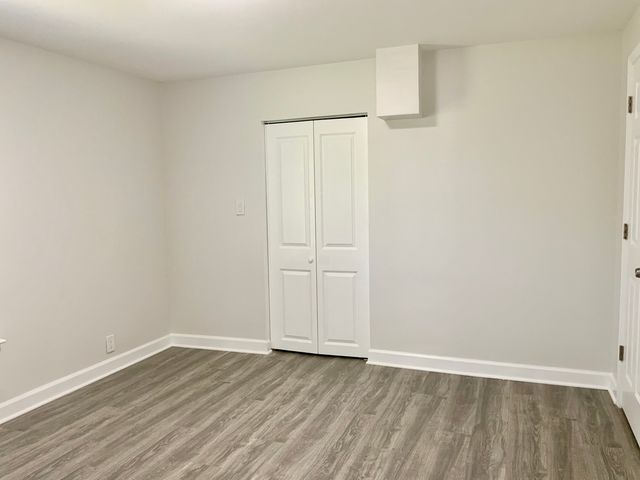 340 Sanders Road, Northbrook, IL 60062