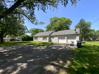 340 Sanders Road, Northbrook, IL 60062