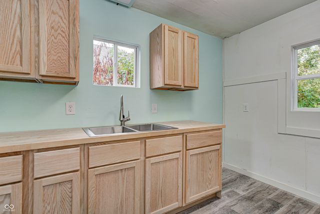 734 N Arnolda Avenue, Indianapolis, IN 46222