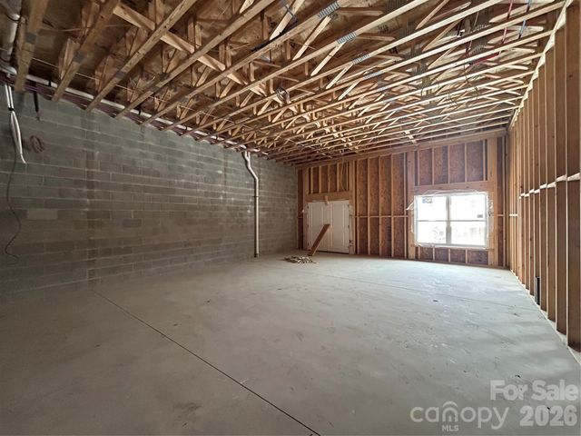 426 Huntington Woods Street SE, Lenoir, NC 28645