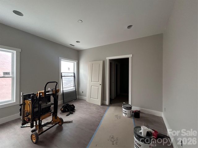 426 Huntington Woods Street SE, Lenoir, NC 28645