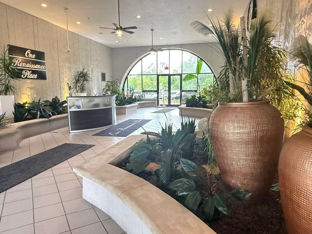 1 Renaissance Place 304, Palatine, IL 60067
