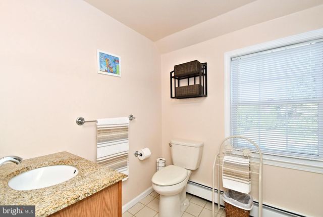 442 ORELAND MILL RD, Oreland, PA 19075