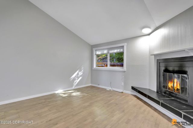 2215 Sunburst Circle, Anchorage, AK 99501