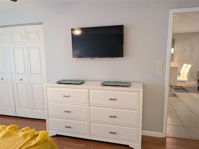 6896 W COUNTRY CLUB LANE 148, Sarasota, FL 34243