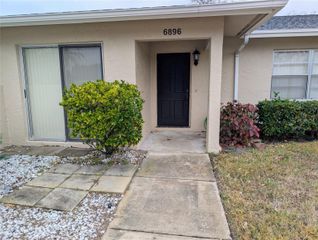 6896 W COUNTRY CLUB LANE 148, Sarasota, FL 34243