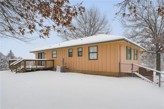 13021 222nd Street, Linwood, KS 66052