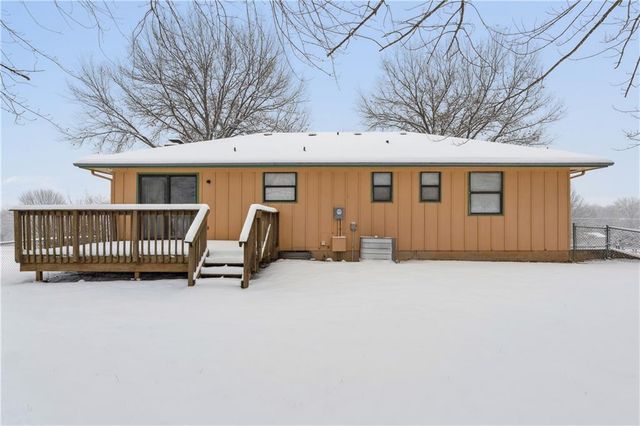 13021 222nd Street, Linwood, KS 66052