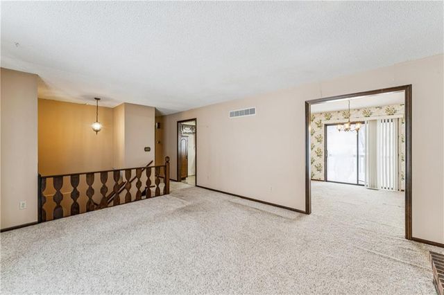 13021 222nd Street, Linwood, KS 66052