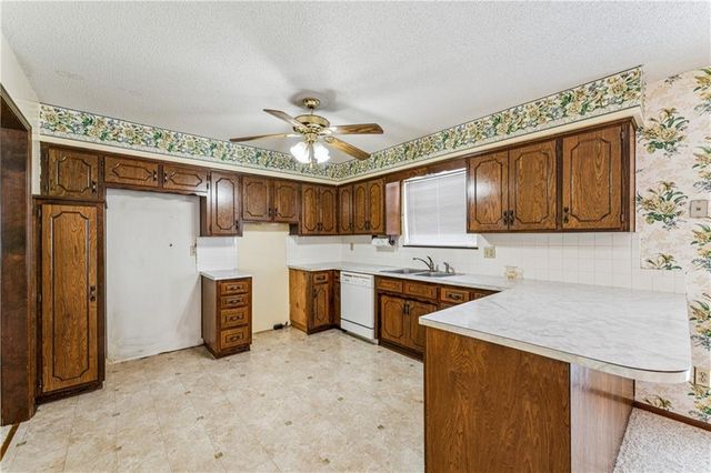 13021 222nd Street, Linwood, KS 66052
