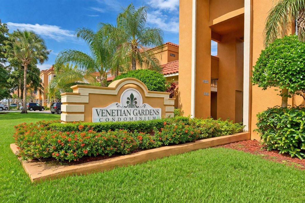 18101 NW 68th Ave C206, Hialeah, FL 33015