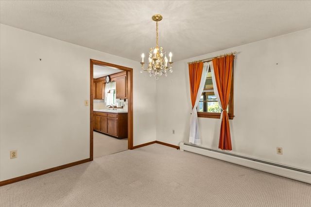 18 Wildwood Ave, Taunton, MA 02780