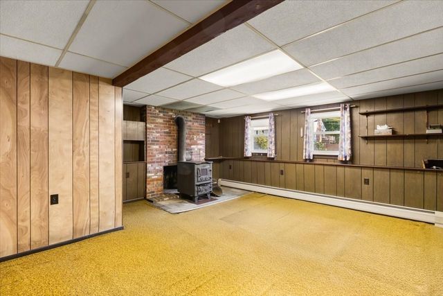 18 Wildwood Ave, Taunton, MA 02780