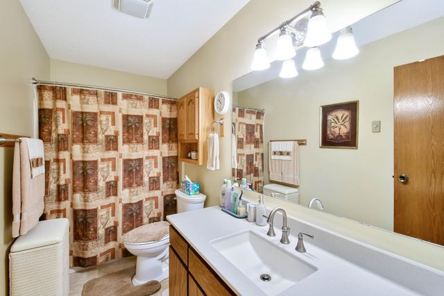 1510 28th Avenue S, Fargo, ND 58103
