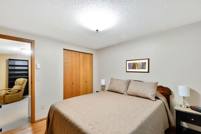 1510 28th Avenue S, Fargo, ND 58103