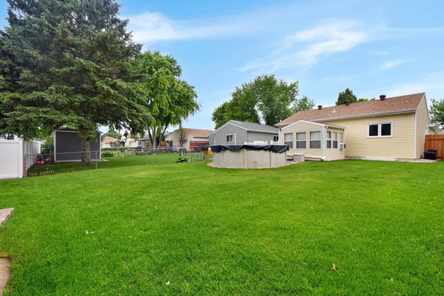 1510 28th Avenue S, Fargo, ND 58103