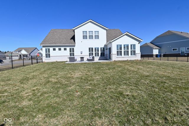 11561 Flynn Place, Noblesville, IN 46060