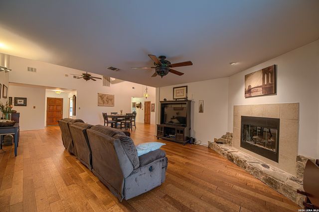 25627 DULL KNIFE TRL, San Antonio, TX 78255