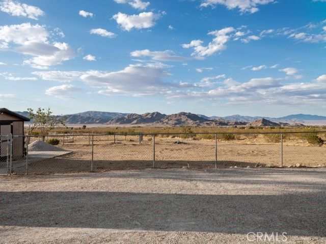 30280 Bourbon Road, Lucerne Valley, CA 92356