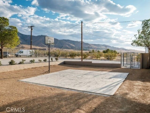 30280 Bourbon Road, Lucerne Valley, CA 92356