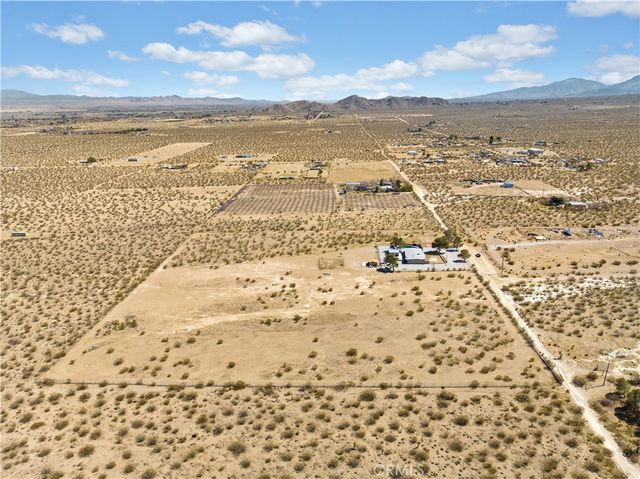 30280 Bourbon Road, Lucerne Valley, CA 92356