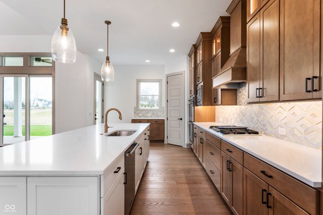 1421 Chatham Hills Boulevard, Westfield, IN 46074