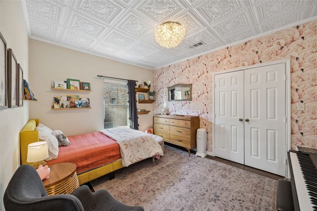 728 N Winnetka Avenue, Dallas, TX 75208