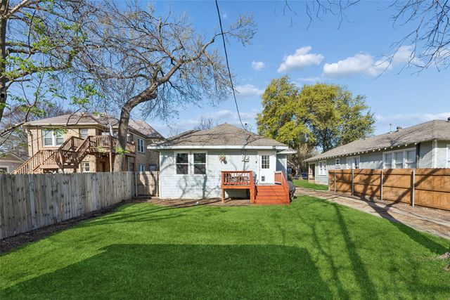 728 N Winnetka Avenue, Dallas, TX 75208