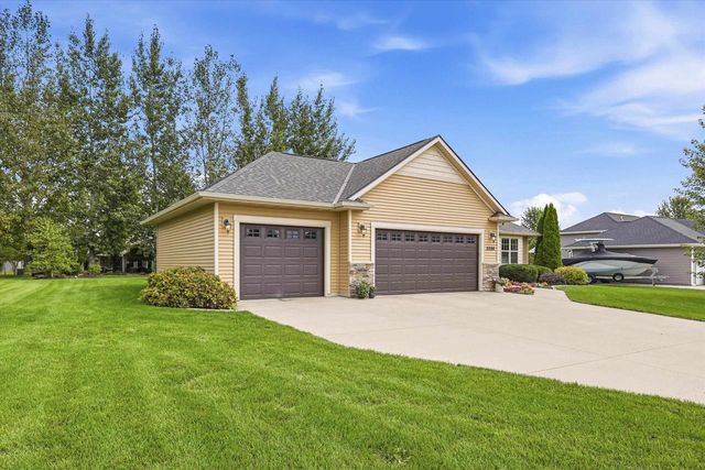 N2288 HILLANDALE DRIVE, Greenville, WI 54942