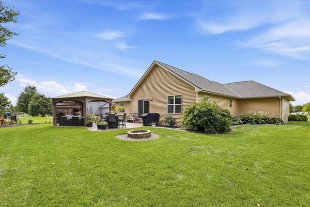 N2288 HILLANDALE DRIVE, Greenville, WI 54942