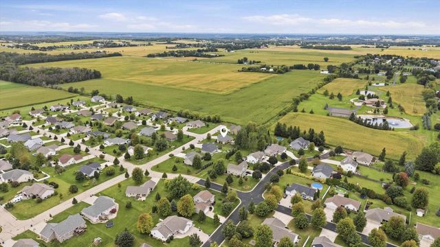 N2288 HILLANDALE DRIVE, Greenville, WI 54942