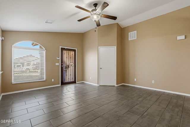 12764 Tre Maximiliano Avenue, El Paso, TX 79938