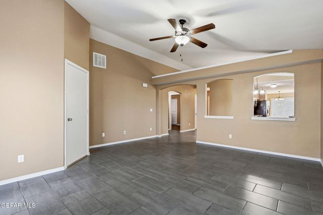 12764 Tre Maximiliano Avenue, El Paso, TX 79938