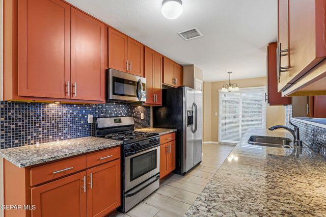 12764 Tre Maximiliano Avenue, El Paso, TX 79938