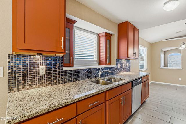 12764 Tre Maximiliano Avenue, El Paso, TX 79938