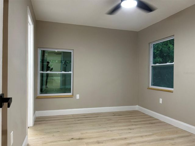 1615 39TH STREET S, St Petersburg, FL 33711
