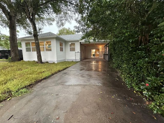 1615 39TH STREET S, St Petersburg, FL 33711