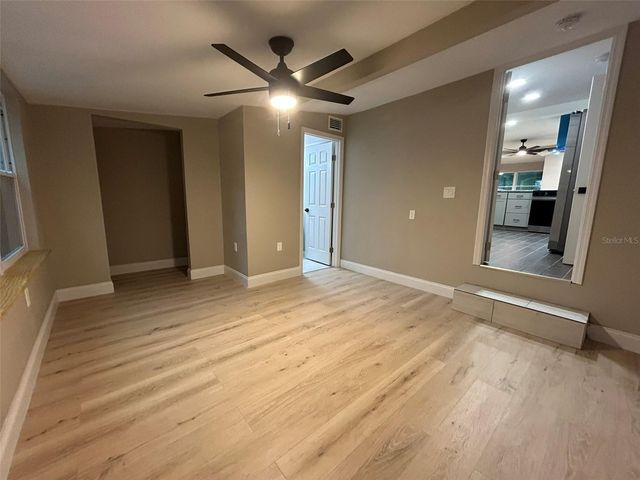 1615 39TH STREET S, St Petersburg, FL 33711