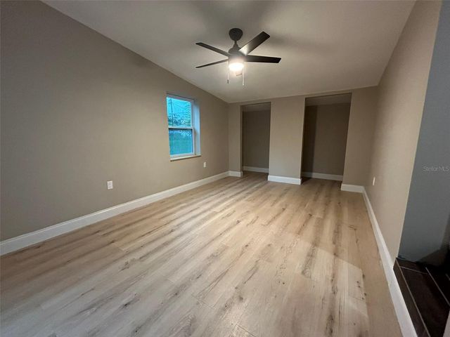 1615 39TH STREET S, St Petersburg, FL 33711