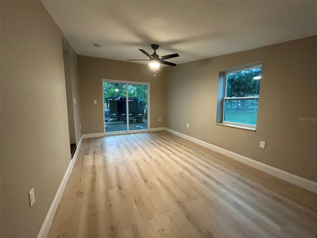 1615 39TH STREET S, St Petersburg, FL 33711