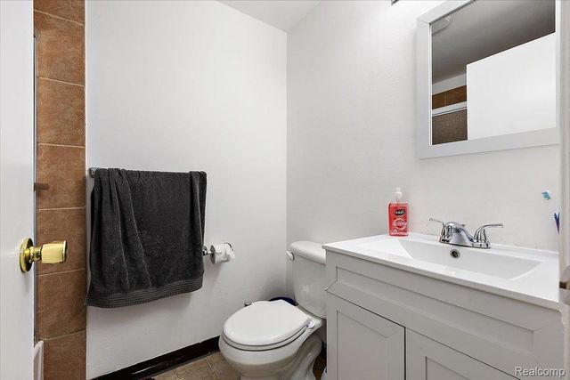 35276 Terrybrook Drive, Sterling Heights, MI 48312