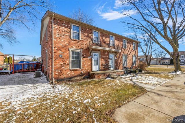 35276 Terrybrook Drive, Sterling Heights, MI 48312