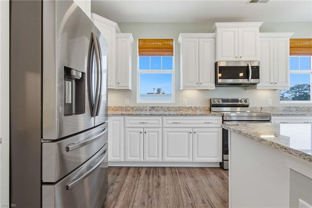 9556 21st Bay ST, Norfolk, VA 23518