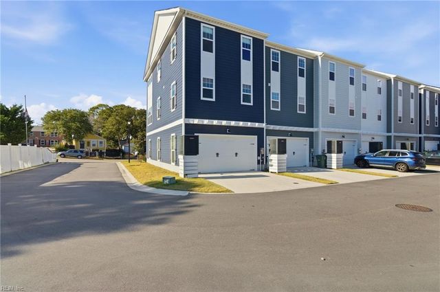 9556 21st Bay ST, Norfolk, VA 23518