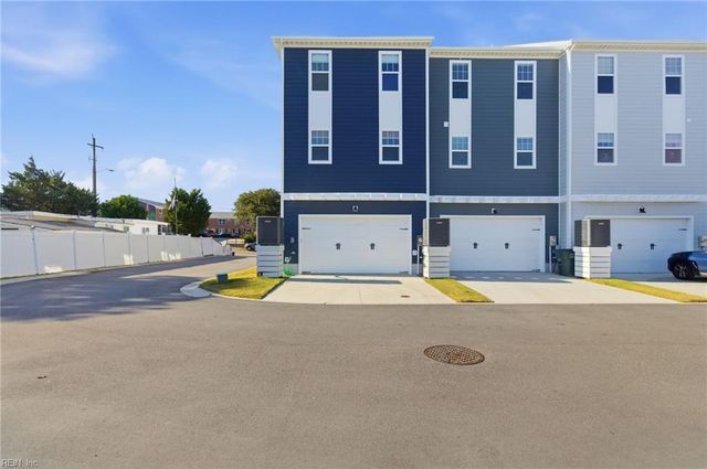 9556 21st Bay ST, Norfolk, VA 23518