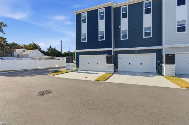 9556 21st Bay ST, Norfolk, VA 23518